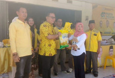 Sambut HUT ke-61, DPD Golkar Seluma Gelar Bazar Tebus Murah dan Cek Kesehatan Gratis