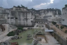 Pesona Bukit Jaddih Madura, Bekas Tambang Kapur yang Instagramable dan Memukau