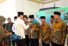 Bupati Kaur Berikan Semangat Kepada Para CJH Sebelum Berangkat
