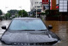 Jangan Asal Melintasi Genangan Air! Ini Batas Aman Mobil Menerjang Banjir