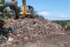 Entaskan Permasalahan TPA Kayu Arau, Bupati Kirim Dua Alat Berat