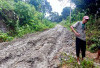 Jalan Sentra Produksi di Desa Lubuk Tapi Bikin Petani Menjerit