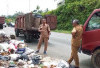 Nataru, DLHK Bengkulu Selatan Bersihkan Sampah Liar